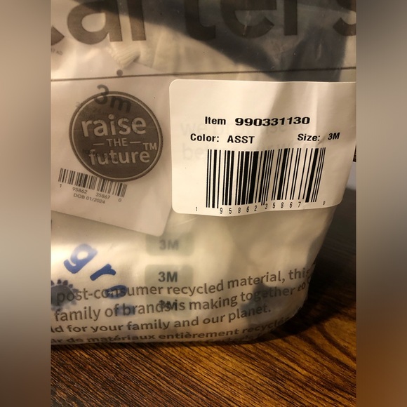 Baby Boy Three Piece Bodysuits & Pant Carter’s Outfit Set Size 3 Months NWT - Picture 6 of 8